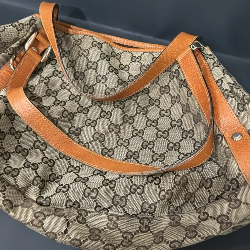 Gucci Tan and Brown Monogram Shoulder Bag - Picture 7 of 7